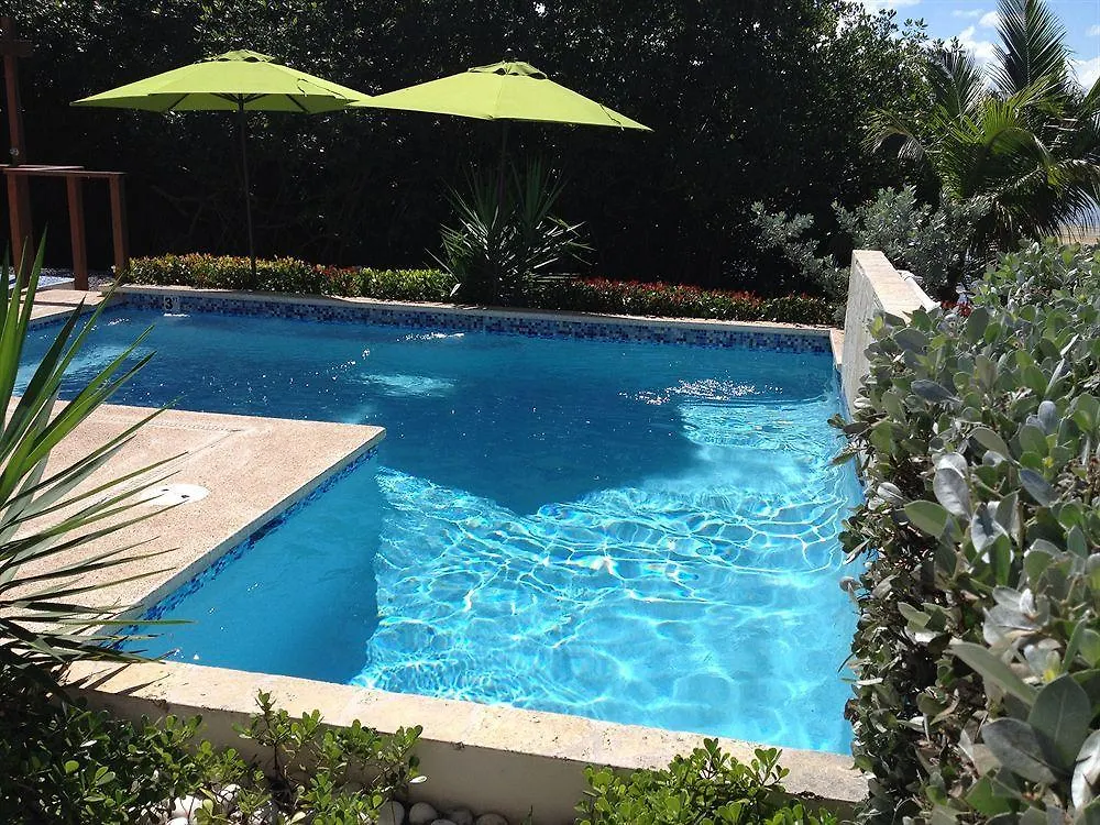 Tarpon'S Nest Hotel Loiza