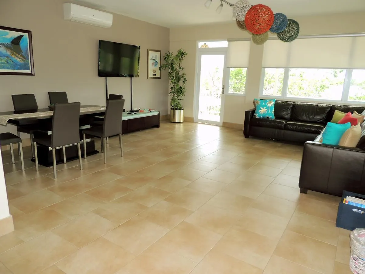 Tarpon'S Nest Hotel Loiza
